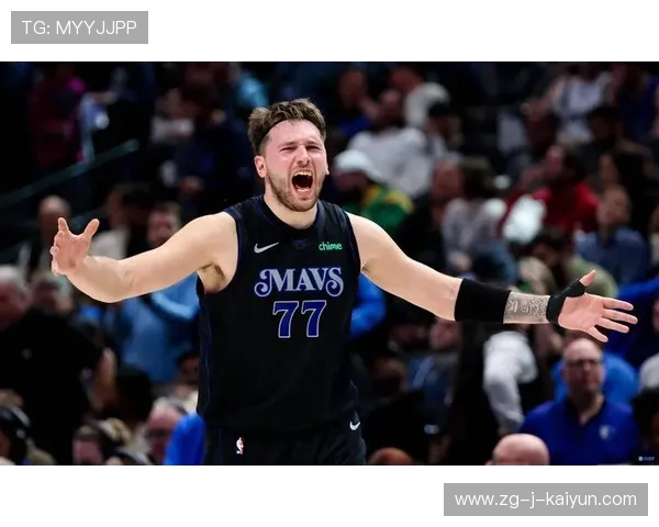 东契奇一条龙连中三分，独行侠绝平领先