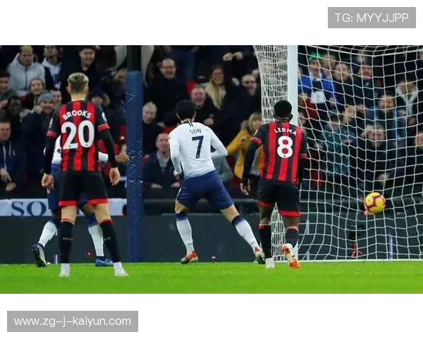 伯恩茅斯快速出球形成反击